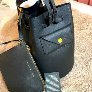 Marc Jacobs bag in good condition. Used but well maintained.